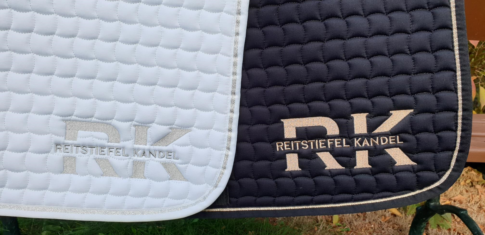 Schabracke COTTON MY COMPANY mit Logo - Reitstiefel Kandel - Dein Reitshop